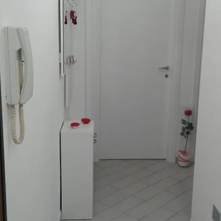 Apartment La Casa Di Miki *